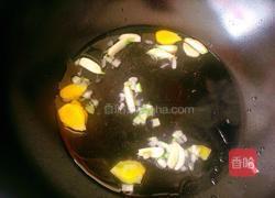 海鲜面的做法图解3