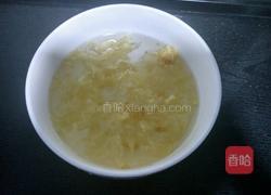 桂圆莲子银耳羹的做法图解3