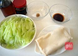 凉拌笋丝豆卷的做法图解1