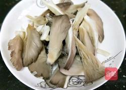 肉末炒平菇 的做法图解2