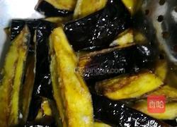豆角闷茄子的做法图解3