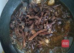 小鸡炖蘑菇粉条的做法图解7
