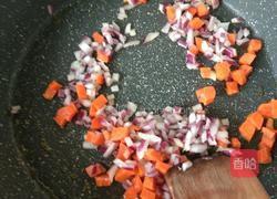 腊肠炒饭的做法图解3