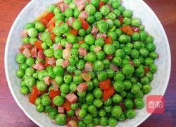 火腿炒豌豆的做法图解7