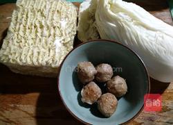 牛筋丸黑椒汁炒面的做法图解1