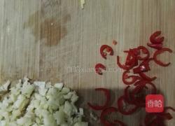 青椒炒鱿鱼的做法图解4