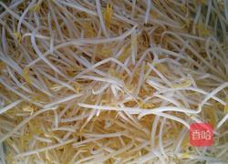 豆芽圆子汤的做法图解3