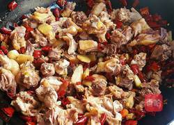 土豆黄焖鸡的做法图解10