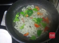 五彩藕片的做法图解4