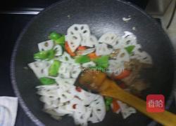 五彩藕片的做法图解6