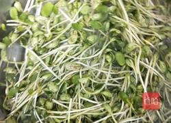 炒豌豆苗的做法图解1