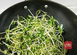 炒豌豆苗的做法图解3
