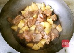排骨炖土豆的做法图解9