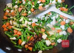 蒜薹炒鸡肉的做法图解11