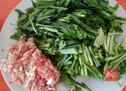 黄豆芽炒韭菜的做法图解2