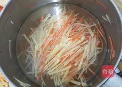 土豆丝鸡蛋饼的做法图解2