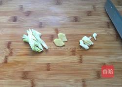 炸小黄花鱼的做法图解3