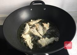 炸小黄花鱼的做法图解10