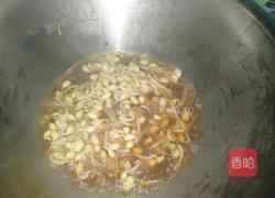 豆芽小炒肉的做法图解2