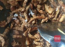 蒜黄炒肉的做法图解8