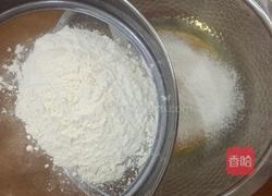 戚风蛋糕(6寸)的做法图解5