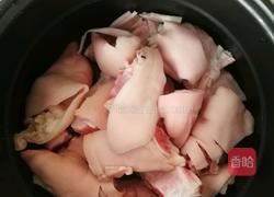 红焖猪手的做法图解1