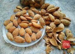 巴旦木杏仁牛轧糖的做法图解1