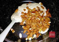 巴旦木杏仁牛轧糖的做法图解7
