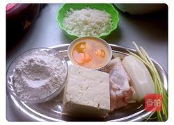 豆腐丸子的做法图解1