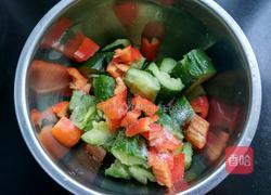 老醋花生米拌黄瓜的做法图解6