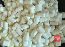 黑芝麻牛轧糖的做法图解4