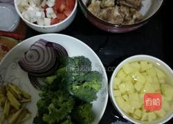 排骨闷饭的做法图解1