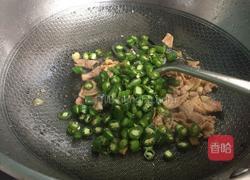 青椒炒肉的做法图解6
