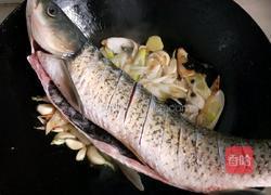 家常炖草鱼的做法图解5