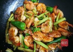 葱爆虾的做法图解8