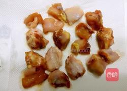 干煸鸡块的做法图解3