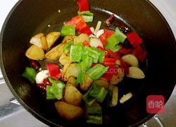 干煸鸡块的做法图解11