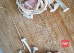 金针菇炒肉的做法图解4