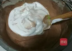 Chocolate Cake Roll Recipe Illustration 3