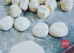 鸡蛋韭菜包子的做法图解4