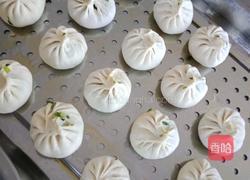 鸡蛋韭菜包子的做法图解5