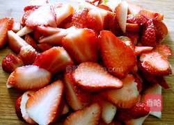 草莓慕斯蛋糕(8寸)的做法图解3