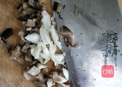 火腿炒肉的做法图解2