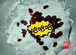 蔓越莓牛扎糖的做法图解5