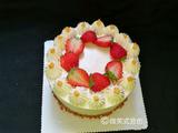 简单水果装饰生日蛋糕