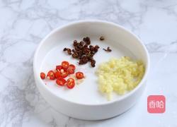 腰果仁炝芹菜的做法图解3