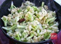 干煸孜然菜花的做法图解7