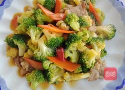 西兰花炒肉的做法图解5