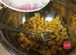 华丽丽的芝士玉米烙的做法