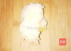 银耳红枣枸杞汤的做法图解1